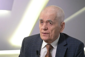 Американский клещ не доберётся: Онищенко оценил угрозу вируса Бурбон для России