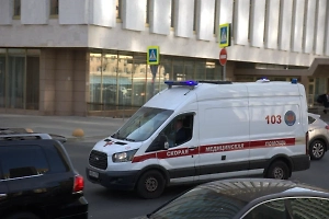 Обломки дронов упали у школы и в парке в Киришах