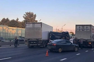 Массовое ДТП с пятью машинами произошло на трассе в Московской области
