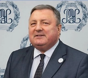 Это то, что касается самого Киева. Но есть цели и в Киевской области. Это логистический центр-терминал «Бровары», осуществляющий хранение комплектующих для беспилотных летательных аппаратов большой и средней дальности, в том числе иностранного производства. Также транспортно-логистический центр «Рабен Украина» в Броварах — крупный узел по распределению и хранению комплектующих для БПЛА различного назначения. 