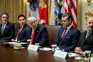Трамп попросил Госдеп отпустить его пораньше из-за необходимости вести войну