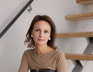 Сейчас у нас есть возможность использовать шоковую заморозку, которая позволяет сохранить питательные вещества, внешний вид и вкусовые качества продуктов. При правильной заморозке практически всё сохраняет свои полезные свойства. Исключение — манго: он теряет слишком много ценных веществ, поэтому замораживать его не рекомендуется. А вот наши привычные ягоды и фрукты прекрасно переносят этот процесс.