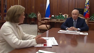 Путин обсудил с Поповой готовность к предстоящему сезону гриппа