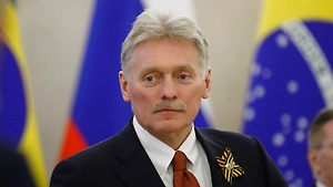 Песков призвал снять санкции с поставок энергоресурсов для снижения цен