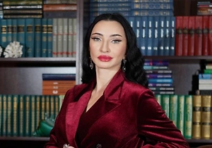 Когда отопление ещё не включили, а за окном уже сыро и промозгло, для многих семей наступает время турбулентности. Но важно понимать: где тонко, там и рвётся. Речь идёт о семьях, где уже что-то надтреснуло или уровень раздражительности высок, — здесь всё просто всплывает на поверхность.