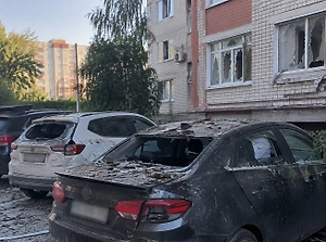 Во Владимире после атаки БПЛА повреждены дом и автомобили
