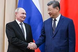 Путин и Си Цзиньпин пообщались на полях саммита ШОС+