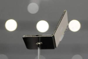 «Детские болячки закрыты»: Apple пошла на хитрость при выпуске складного iPhone