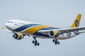 Стремянка против Airbus: Самолёт Москва — Владивосток с 374 пассажирами получил пробоину