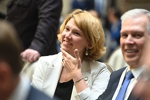 «Всё мы вывозим»: Лут рассказала о новых маршрутах поставок российского зерна