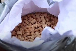 В Ливии изъяли 100 тысяч таблеток экстази в форме Муаммара Каддафи