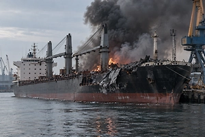 Морская доставка не задалась: ВС РФ поразили сухогруз со снабжением для ВСУ в Одессе
