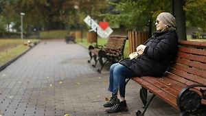 В проект бюджета России заложили два повышения страховых пенсий в 2027 году