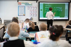 Может ли учитель не отпустить ребёнка в туалет на уроке: закон 2026