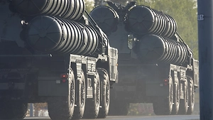 Можно ли передать турецкие С-400 другой стране? Лавров напомнил об условии контракта