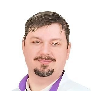 Действительно, инфаркт начинается не обязательно с сильной боли. Инфаркт может вообще начинаться странно: у человека могут возникать какие-то непонятные боли в челюсти, в руке или за лопаткой.