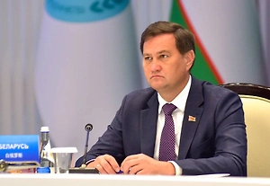 Глава МИД Белоруссии: Запад пытается удержать на плаву тонущий однополярный мир