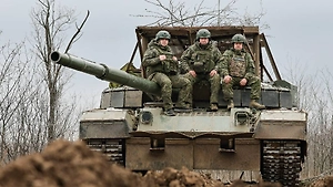 Кольцо сжимается: Минобороны сообщило о боях за четыре села под Харьковом