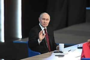 Путин: Парламентские партии внесли вклад в укрепление суверенитета России