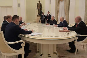 Путин поздравил парламентские партии с итогами выборов и отметил их вклад в суверенитет РФ
