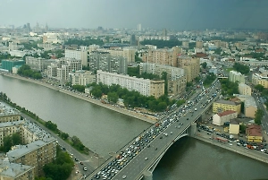 В Москве ограничили движение по улицам Капотня и Белореченская