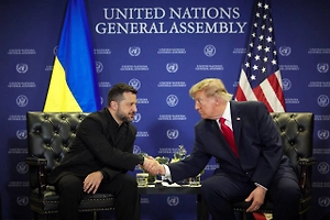 Много надежд, мало конкретики: Что мировые СМИ увидели на встрече Трампа и Зеленского