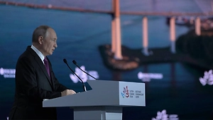 «Чтобы неповадно было»: Путин объяснил смысл ответных ударов по Украине