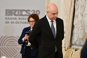 Путин назвал нормальными разногласия Правительства и Центробанка