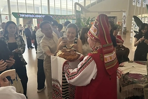 30 тысяч зрителей, каравай и бисер: Выставка скульптур Эрьзи в Циндао удивила китайцев