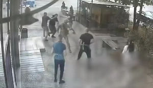 С дубинкой из засады: В Одессе показали новую тактику «людоловов Зеленского»