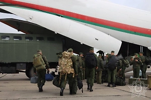 Белорусские военные прибыли на российский полигон Ашулук для учений ПВО