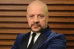 Я думаю, что блюда, которыми угощали американцев, точно не украинские и даже не совсем крымскотатарские. Это блюда, которые появились там благодаря Османской империи