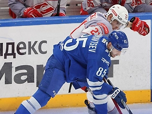 «Спартак» одержал победу над «Динамо» в московском дерби в КХЛ