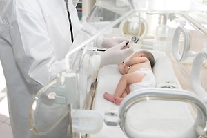 Гинеколог назвала перегрузку роддома критическим фактором гибели младенцев в Новокузнецке