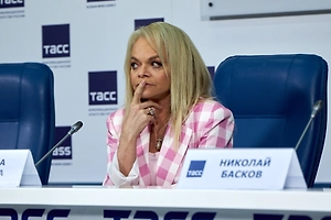 Адвокат Долиной: Приставы не уведомляли певицу о принудительном выселении