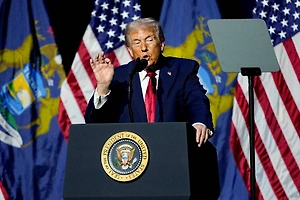 Не хочет войны: Трамп внезапно передумал атаковать Иран