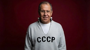 Писториус назвал вызовом всему миру и США свитер Лаврова с надписью СССР