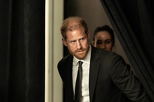 Принца Гарри обвинили в запугивании свидетеля на фоне приближающегося суда