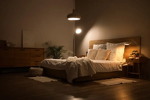 Пережить «январский джетлаг»: Семь советов невролога, чтобы вернуть режим сна