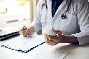 Психиатр раскрыл, вызывают ли антидепрессанты зависимость и влияют ли на либидо