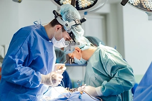 В Туле врачи провели двухчасовую операцию на сердце, обойдясь без наркоза