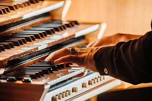 «Один из лучших в мире»: Французский органист восхитился органом в «Зарядье» и российской публикой