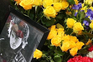 На могиле Виктора Цоя нашли тело его мёртвой поклонницы