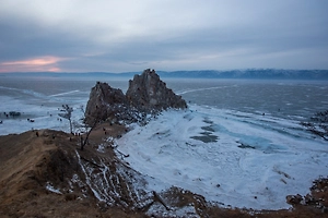 Аномальные морозы ускорили становление льда на Байкале