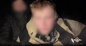Подкоп, лес и слёзы: Появилось видео задержания 18-летнего парня, которого мошенники втянули в теракт