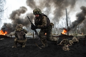 «Били своих же»: Боец Икона рассказал о хаосе и панике в рядах ВСУ в Новоскелеватом