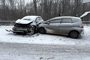 Блэкаут, серия ДТП, заторы: Снежный апокалипсис сковал Приморье