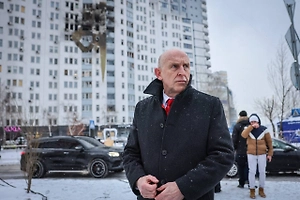 Мечтавший похитить Путина министр обороны Британии застрял в поезде во время визита в Киев