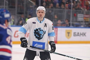 Вадим Шипачёв за 17 секунд до конца матча набрал 1000-е очко в КХЛ