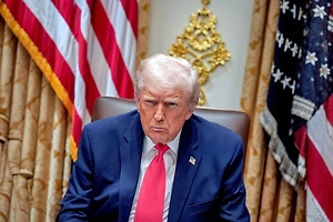 Трамп призвал граждан США и их союзников срочно выехать из Ирана